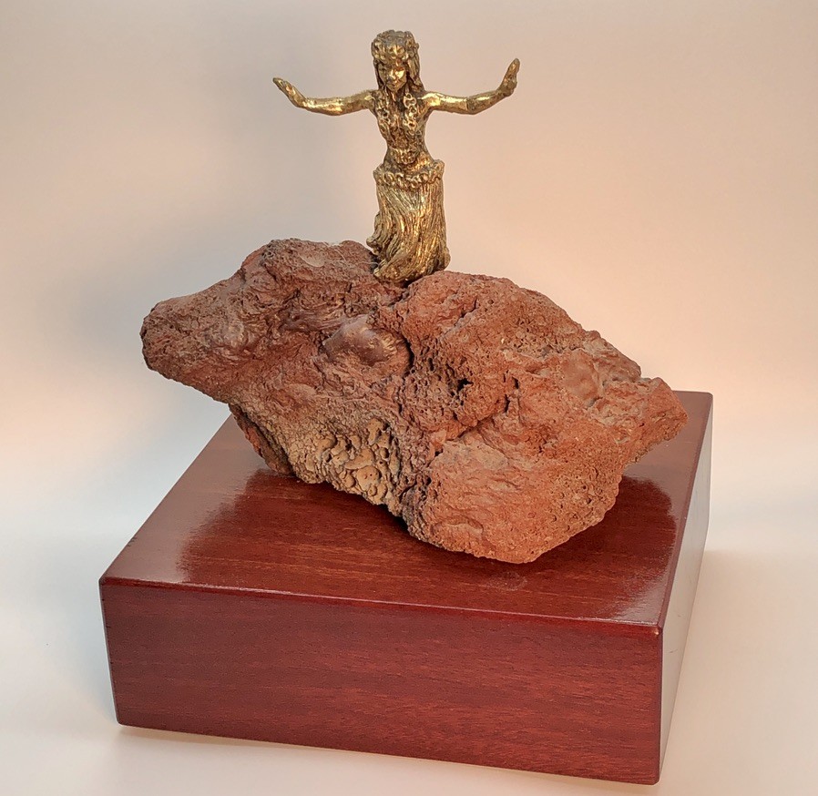 24K Gold plated pewter sculptures on Lava Rock. Hawaii Series 1974. Original Price $20. Present value (2023) VF $200.; G $100.; R $50